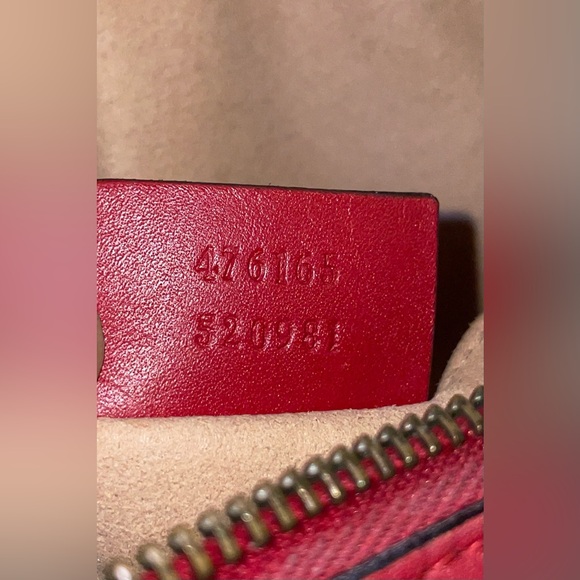 GUCCI CALFSKIN MATELASSE GG MARMONT COSMETIC CASE IN RED EUC - Picture 5 of 15